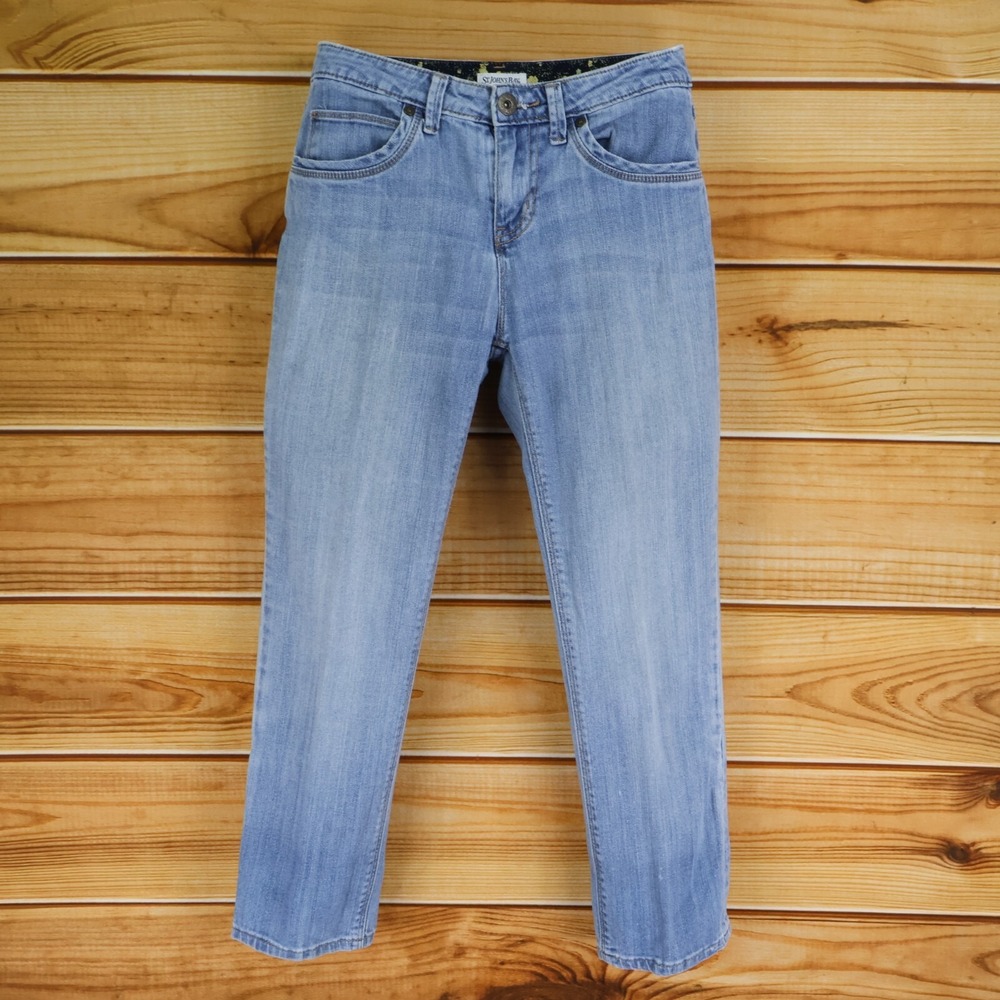 St. John's Bay Jeans Womens 4 Blue Light Wash Denim Midrise Pockets Straight Leg